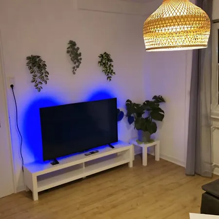 Апартаменты Dschungel-apartment Steubenstr 13 *